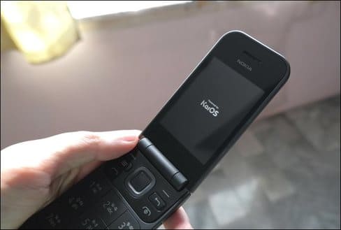 Tại sao đến giờ nhiều người vẫn thích dùng Feature Phone? 11